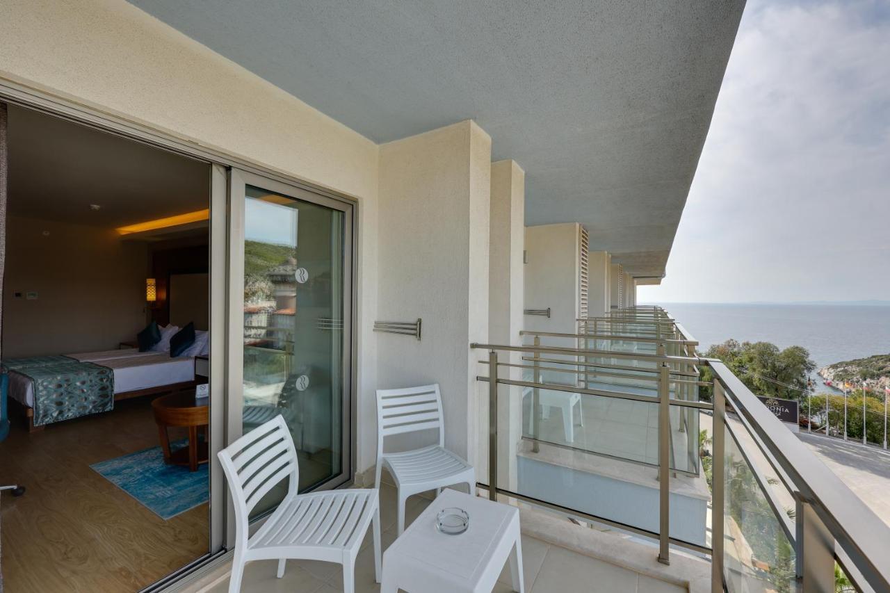 Ramada Hotel & Suites By Wyndham Kusadasi Hotel
