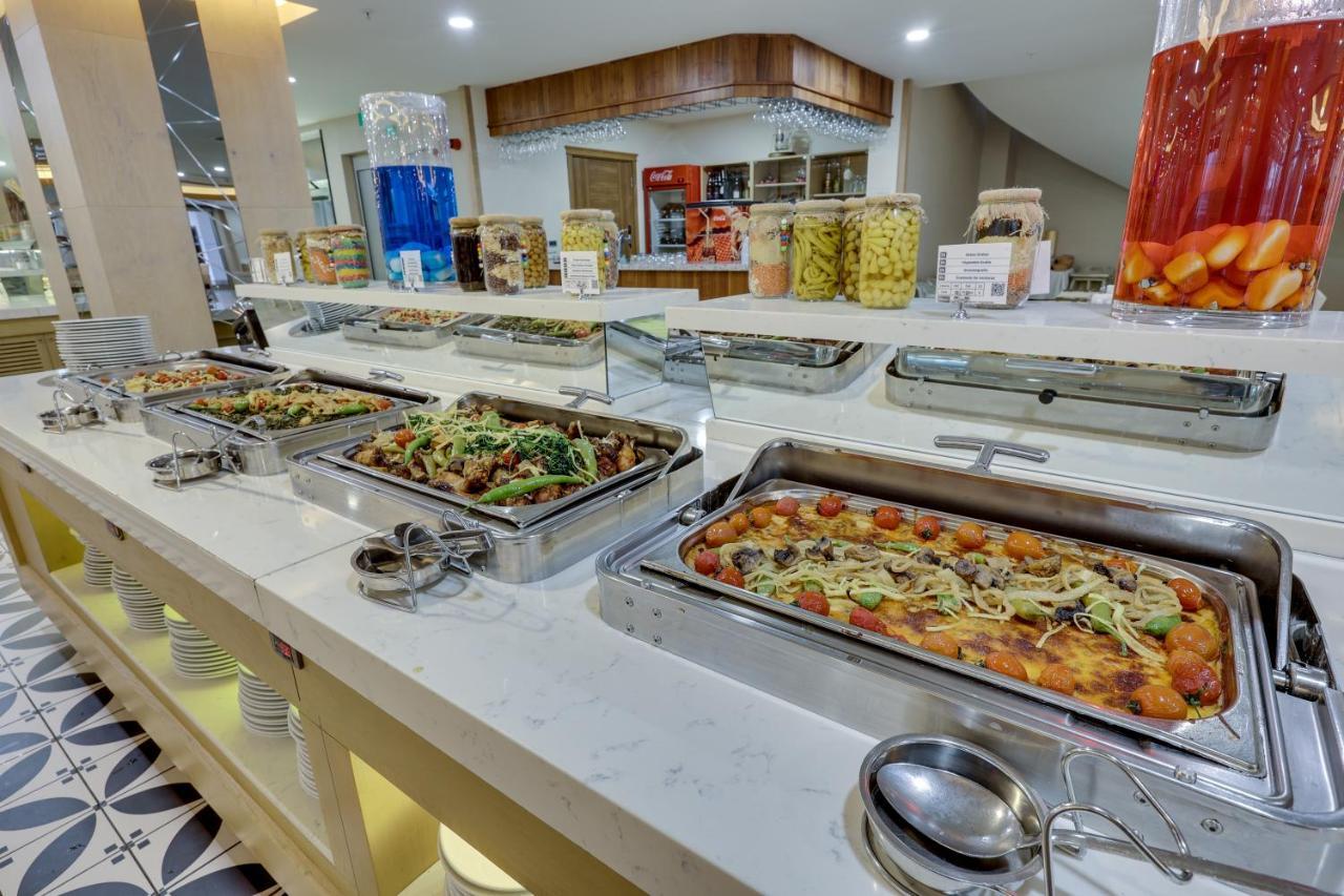 Ramada & By Wyndham Hotel Kusadası