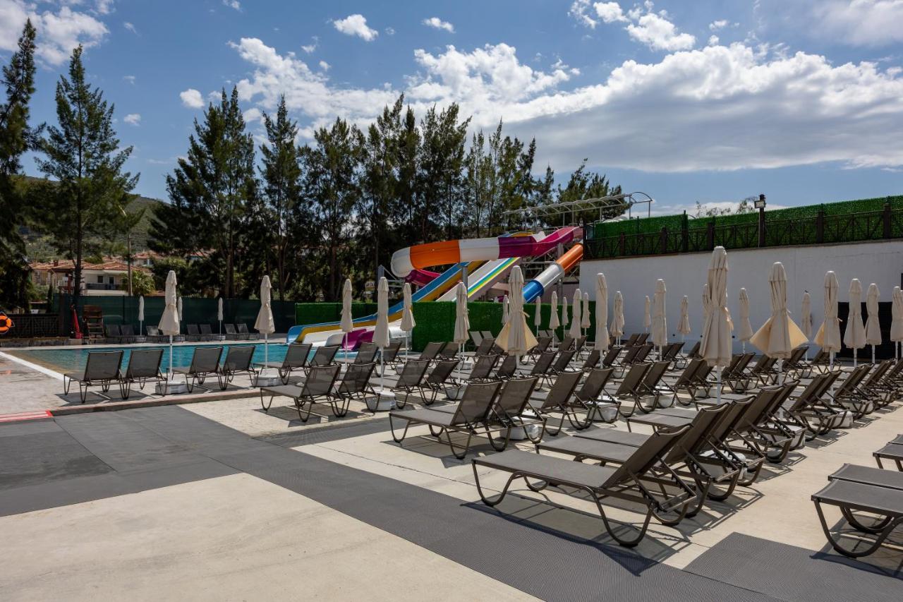 Ramada Hotel & Suites By Wyndham Kusadasi 4* Kusadasi