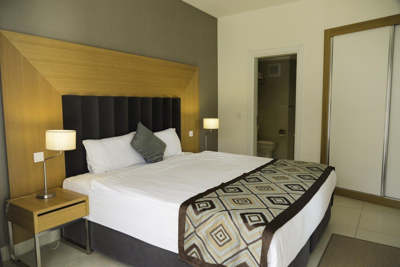Ramada Hotel & Suites By Wyndham Kusadasi Hotel 4*