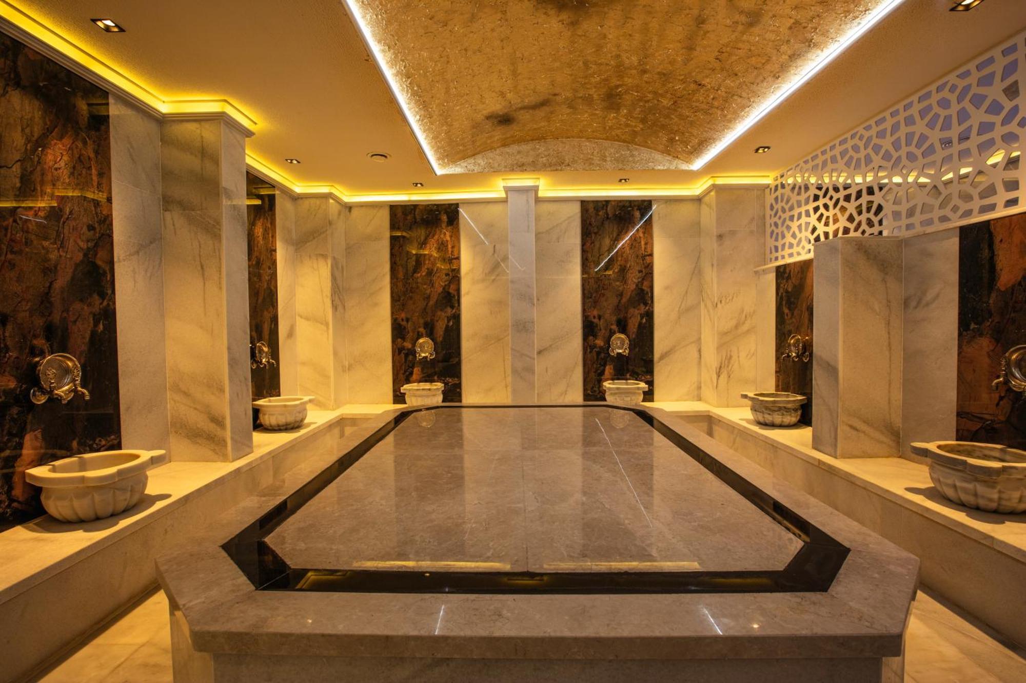 Ramada & By Wyndham Hotel 4*